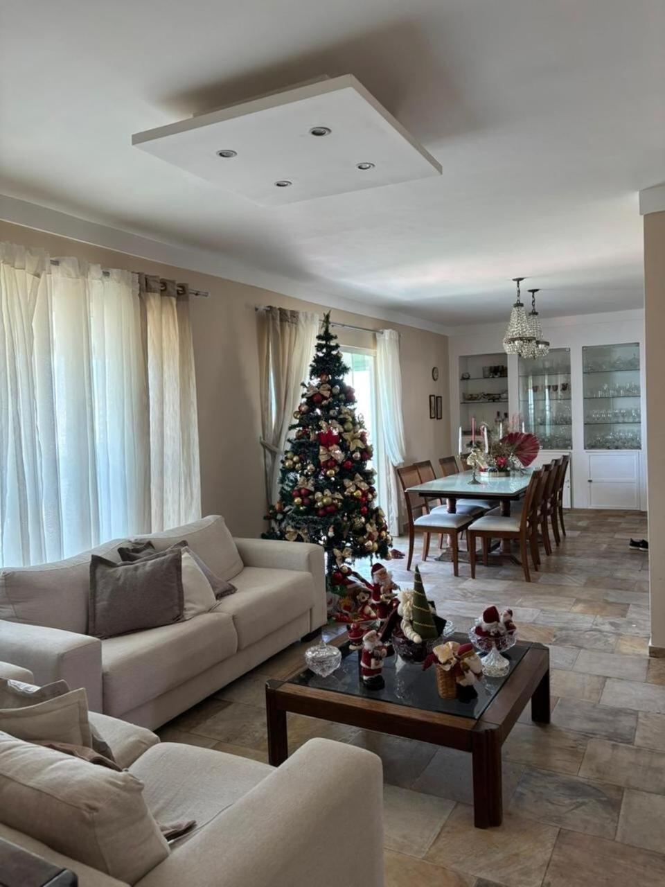 3 Quartos No Circuito Do Carnaval Apartamento *